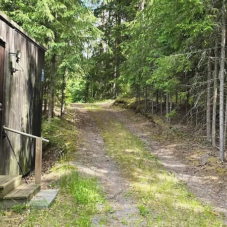 Moekki Ympaerivuotinen, *