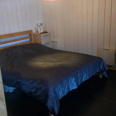 Hébergement de vacances Moekki Ympaerivuotinen, Tammela