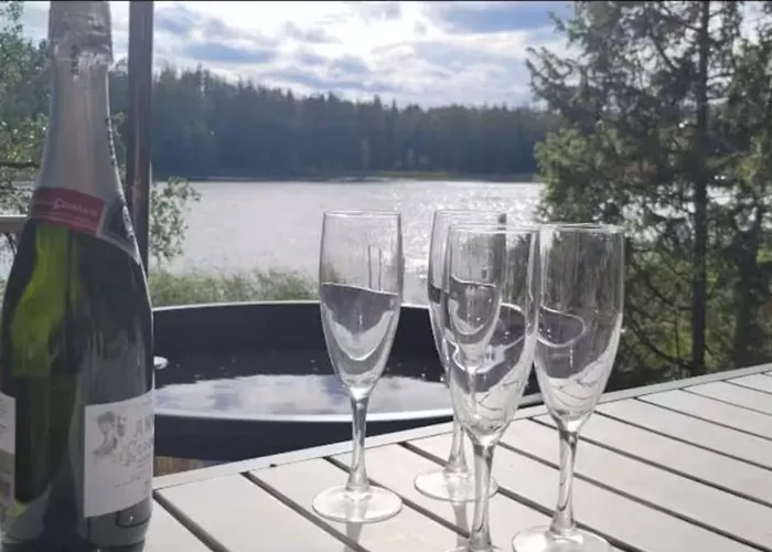 度假居 Moekki Ympaerivuotinen,