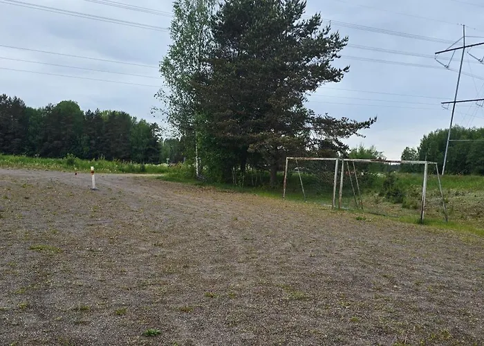 Moekki Ympaerivuotinen, 度假居