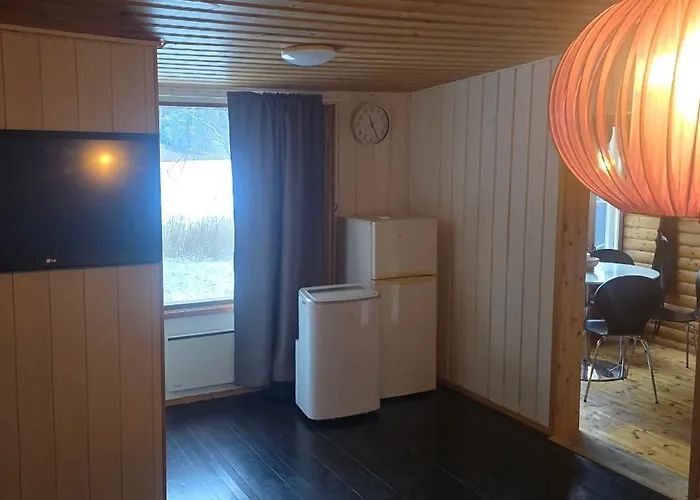 度假居 Moekki Ympaerivuotinen, *